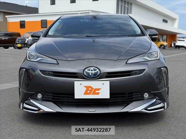 Toyota PRIUS 2022-03 6717069-8