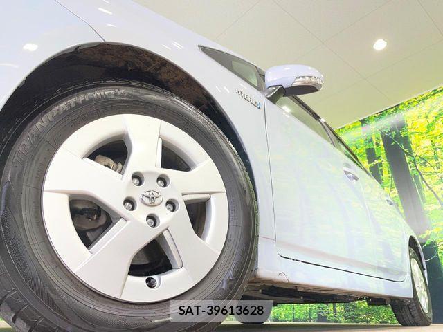 Toyota PRIUS 2009-08 6717087-13