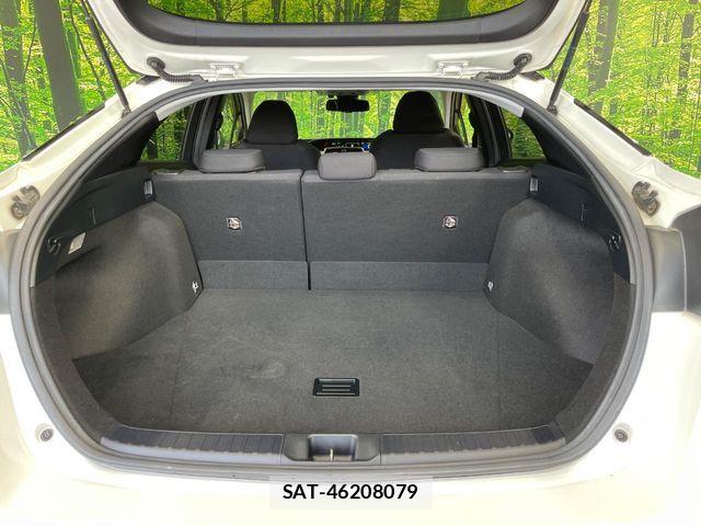Toyota PRIUS 2017-06 6717072-9