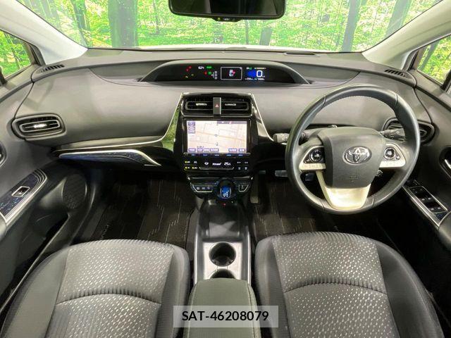 Toyota PRIUS 2017-06 6717072-1