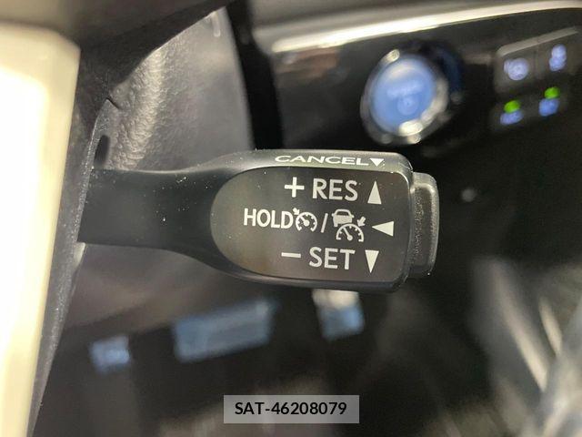 Toyota PRIUS 2017-06 6717072-6
