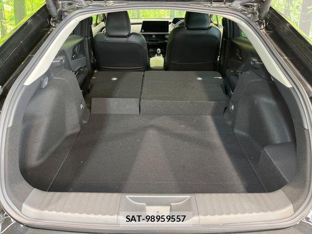 Toyota PRIUS 2024-10 6717058-9