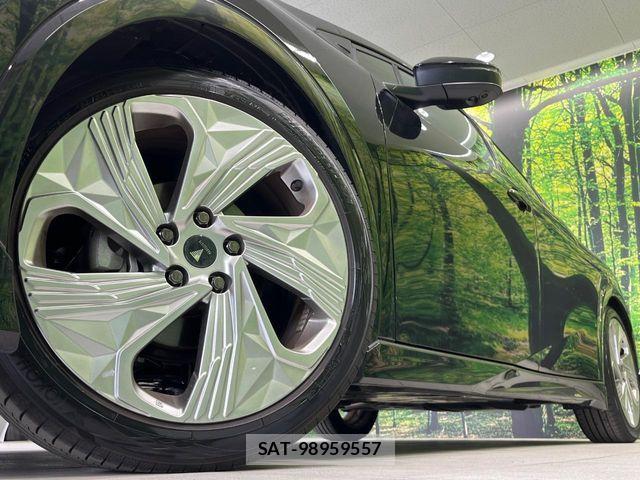 Toyota PRIUS 2024-10 6717058-12