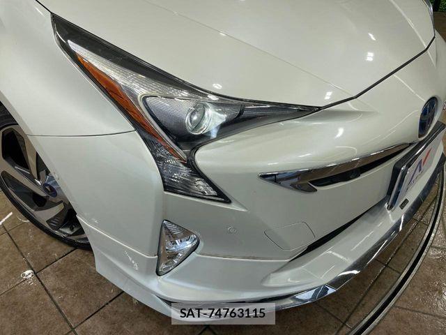 Toyota PRIUS 2016-06 6717081-11