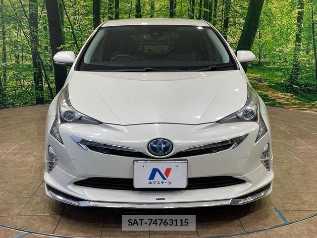 Toyota PRIUS 2016-06 6717081-13