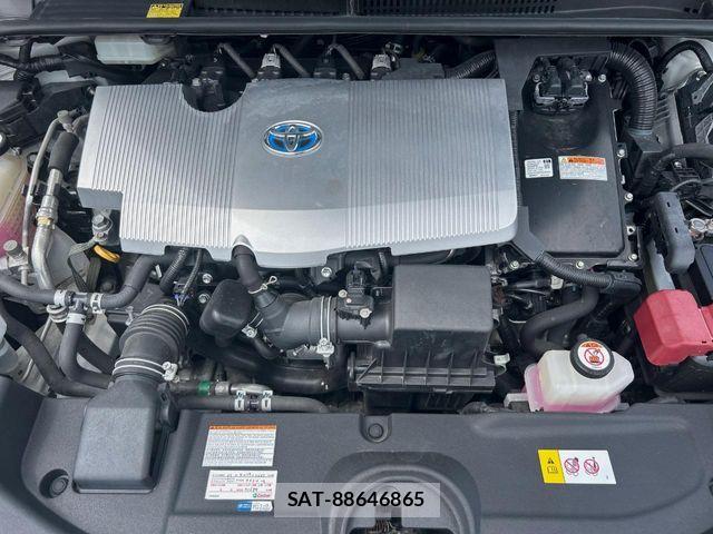 Toyota PRIUS 2016-08 6717082-17