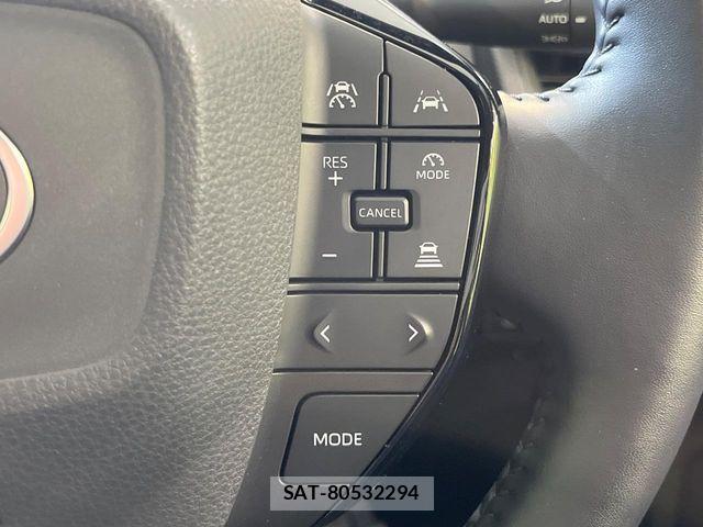 Toyota PRIUS 2023-04 6717060-5