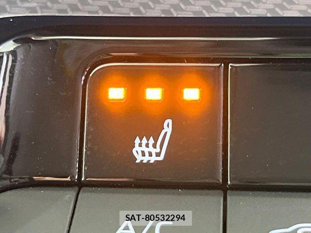 Toyota PRIUS 2023-04 6717060-6