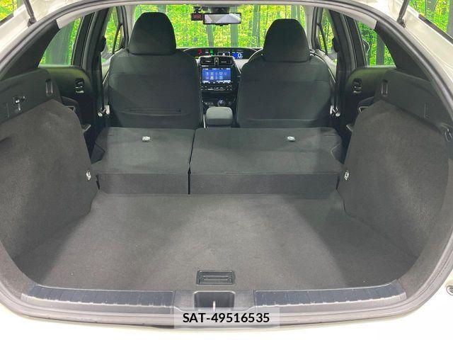 Toyota PRIUS 2019-10 6752886-10