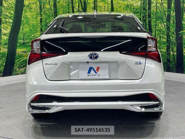 Toyota PRIUS 2019-10 6752886-15