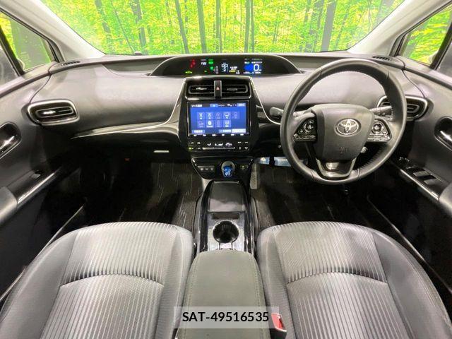 Toyota PRIUS 2019-10 6752886-3