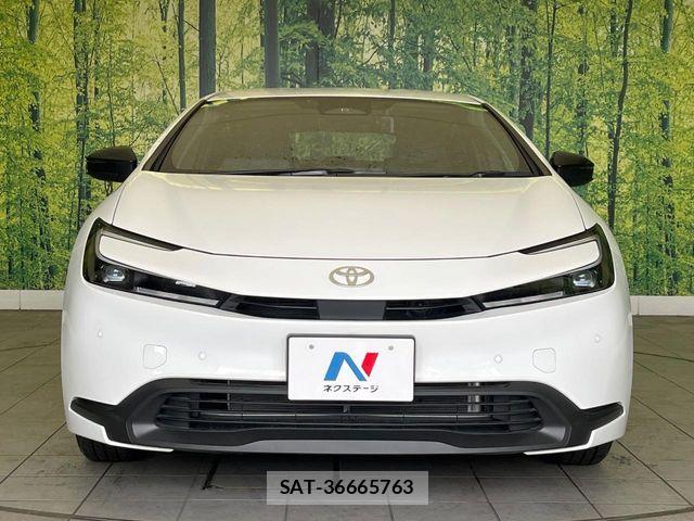 Toyota PRIUS 2024-12 6752880-13