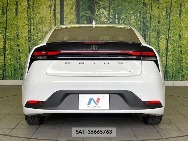 Toyota PRIUS 2024-12 6752880-14