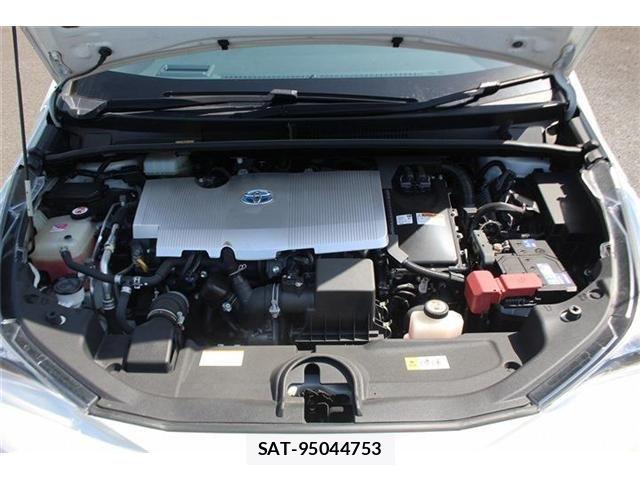 Toyota PRIUS 2016-07 6752908-29
