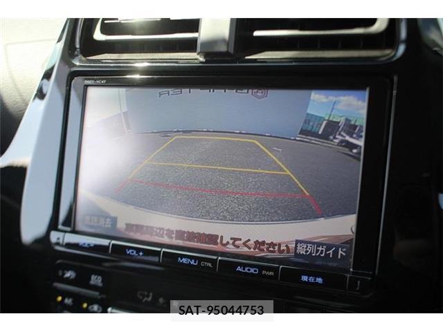 Toyota PRIUS 2016-07 6752908-3