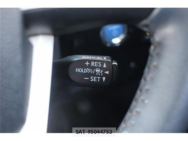 Toyota PRIUS 2016-07 6752908-4
