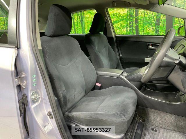 Toyota PRIUS 2012-05 6752937-7