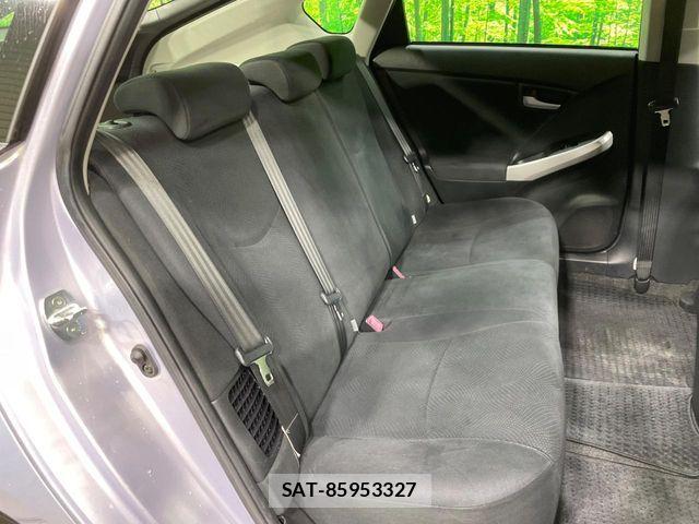 Toyota PRIUS 2012-05 6752937-8