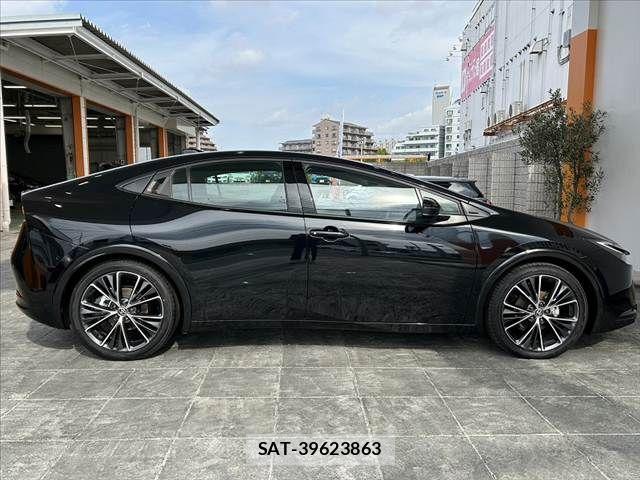 Toyota PRIUS 2025-04 6752864-11