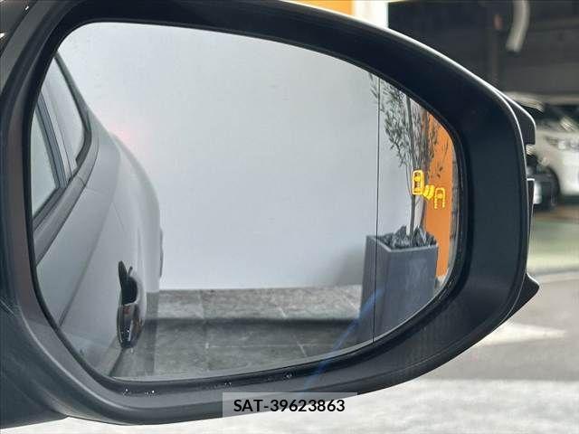 Toyota PRIUS 2025-04 6752864-5