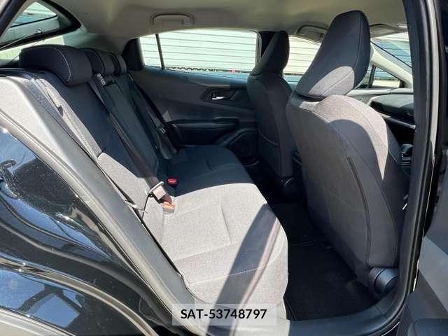 Toyota PRIUS 2025-07 6752882-11