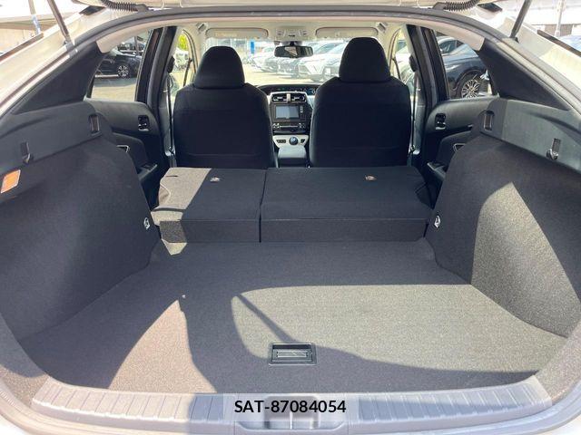 Toyota PRIUS 2017-04 6752923-10