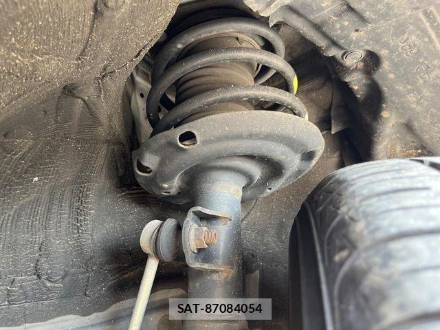 Toyota PRIUS 2017-04 6752923-19