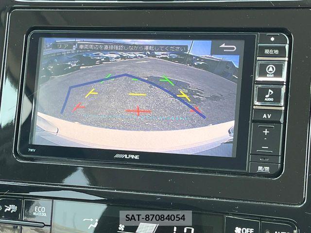 Toyota PRIUS 2017-04 6752923-3