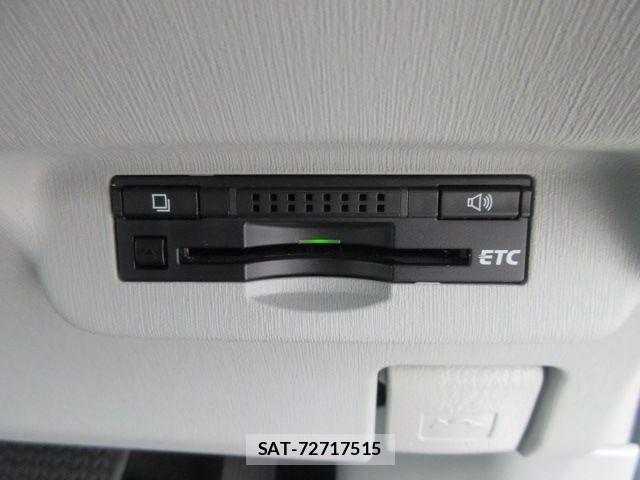 Toyota PRIUS 2013-04 6752935-17