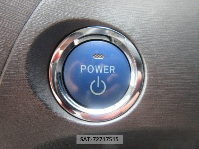 Toyota PRIUS 2013-04 6752935-22