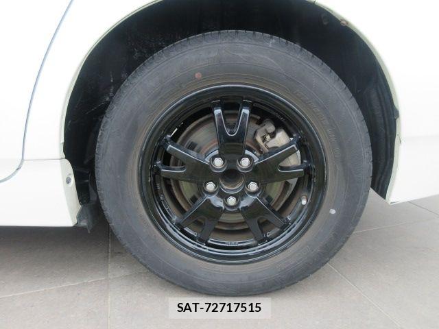 Toyota PRIUS 2013-04 6752935-7