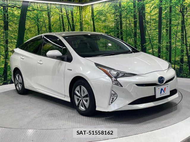 Toyota PRIUS 2016-09 6752906-16