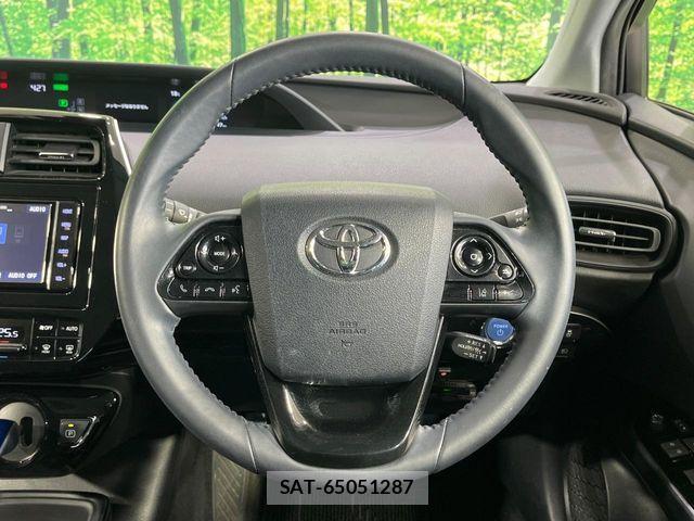 Toyota PRIUS 2019-07 6752897-10