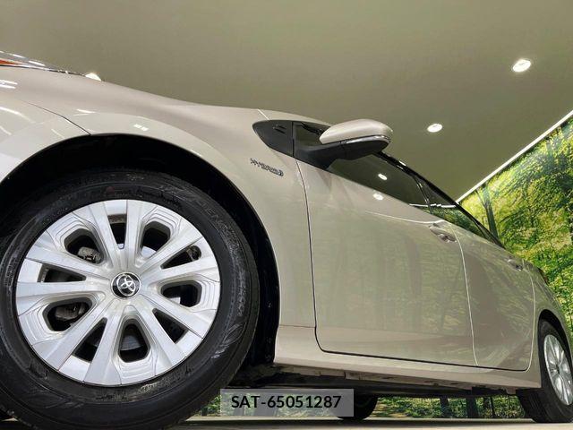 Toyota PRIUS 2019-07 6752897-12