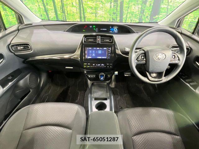 Toyota PRIUS 2019-07 6752897-1