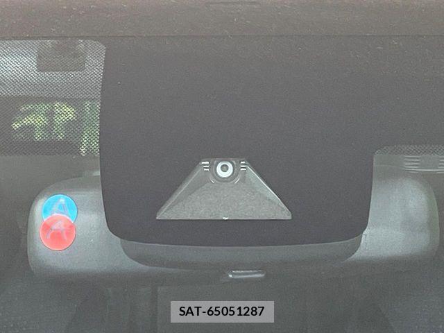 Toyota PRIUS 2019-07 6752897-3
