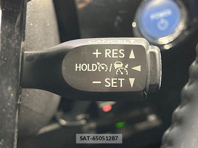 Toyota PRIUS 2019-07 6752897-4