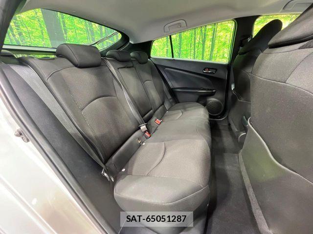 Toyota PRIUS 2019-07 6752897-8