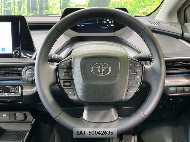 Toyota PRIUS 2023-12 6752879-10