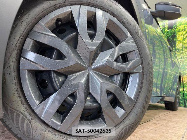Toyota PRIUS 2023-12 6752879-12