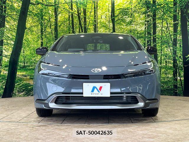 Toyota PRIUS 2023-12 6752879-13