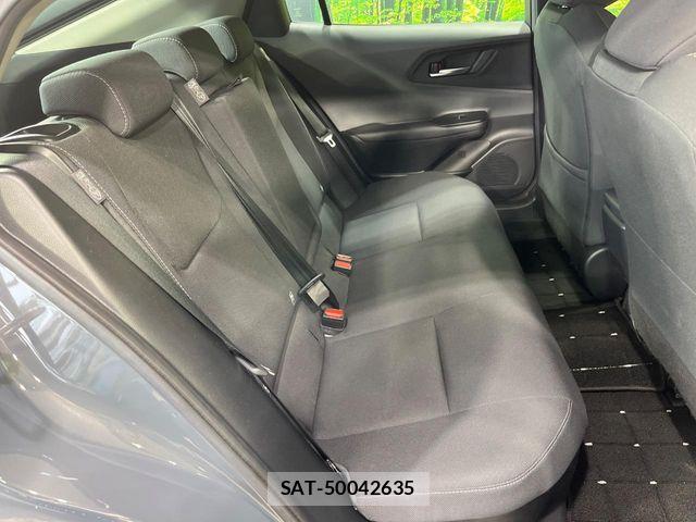 Toyota PRIUS 2023-12 6752879-8