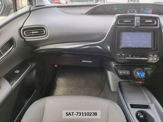Toyota PRIUS 2020-03 6752919-22