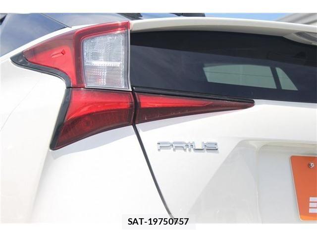 Toyota PRIUS 2020-03 6752893-11