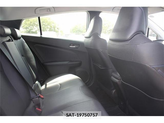 Toyota PRIUS 2020-03 6752893-28