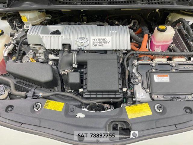 Toyota PRIUS 2013-03 6752927-17