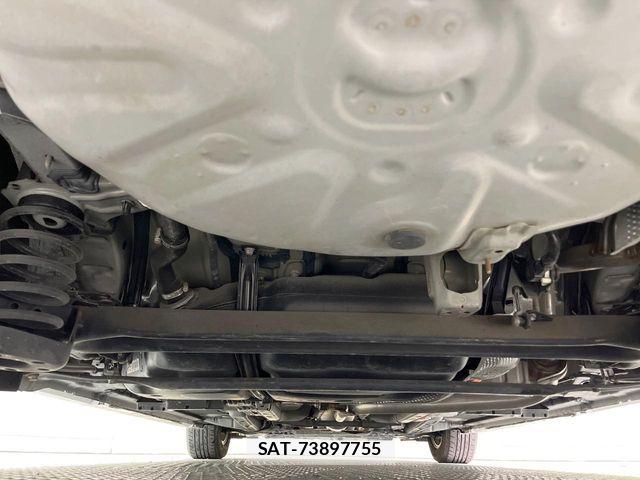 Toyota PRIUS 2013-03 6752927-18