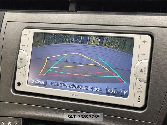 Toyota PRIUS 2013-03 6752927-3