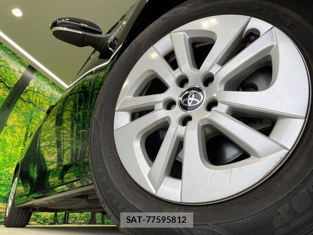 Toyota PRIUS 2018-02 6752896-12