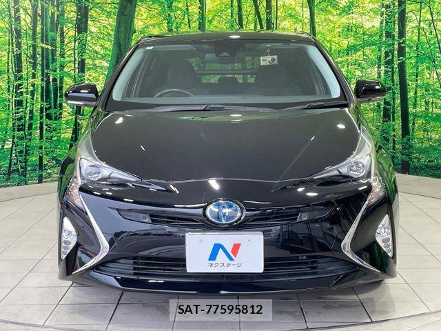Toyota PRIUS 2018-02 6752896-13